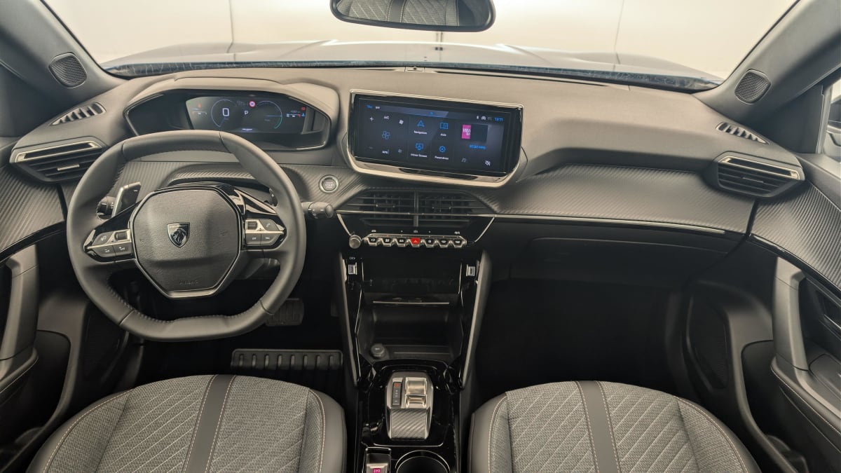 Peugeot 2008 - Image 13