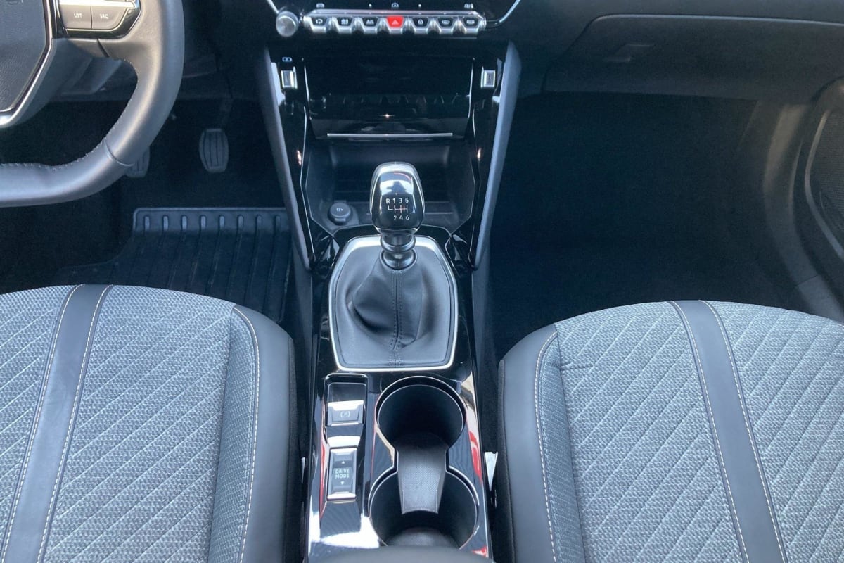 Peugeot 2008 - Image 17