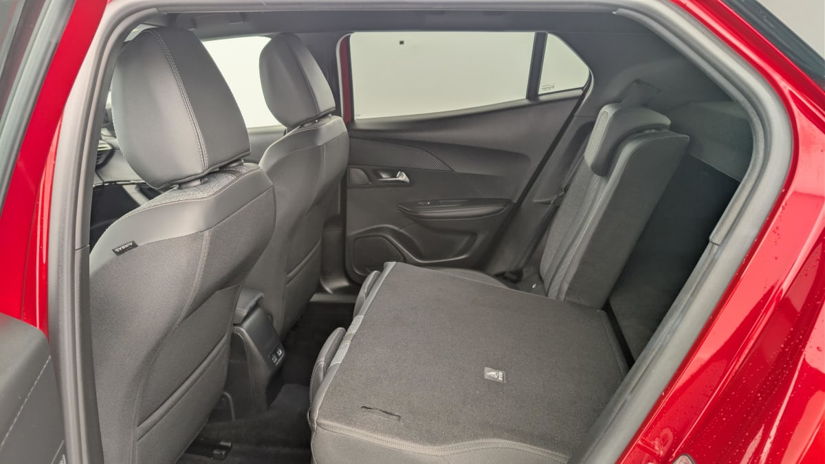 Peugeot 2008 - Image 12