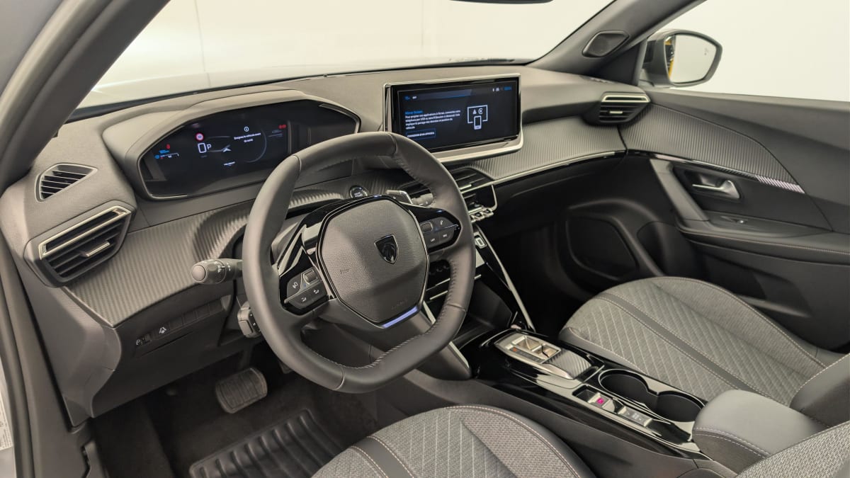 Peugeot 2008 - Image 15