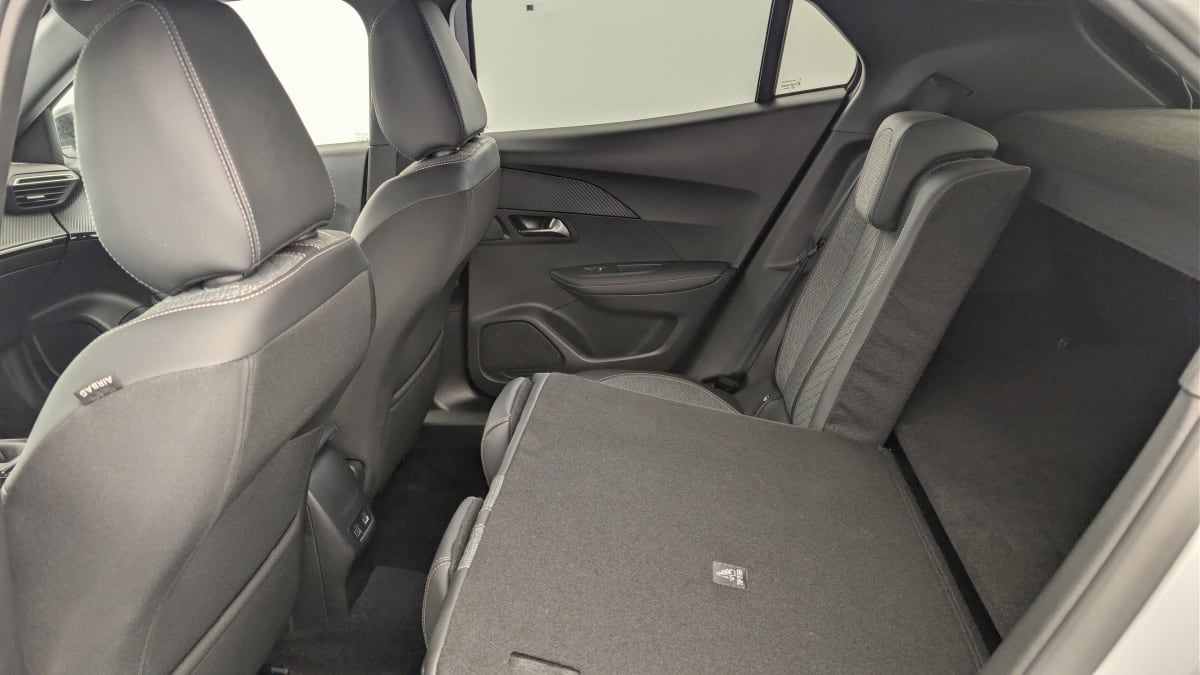 Peugeot 2008 - Image 12