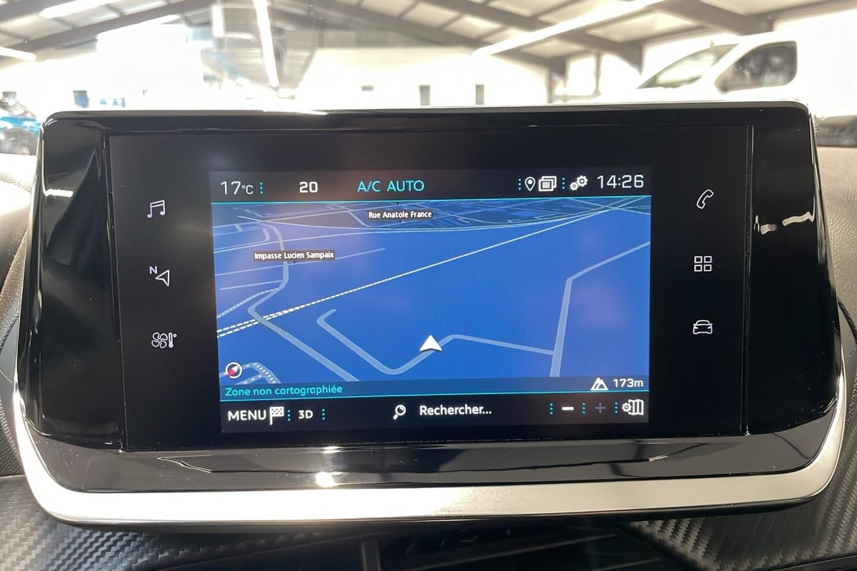 Peugeot 2008 - Image 12