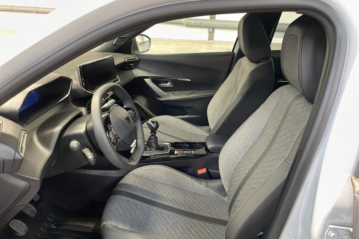 Peugeot 2008 - Image 16