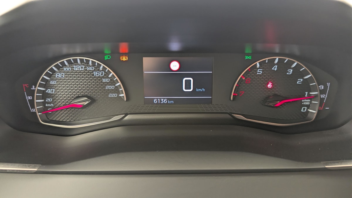 Peugeot 2008 - Image 21
