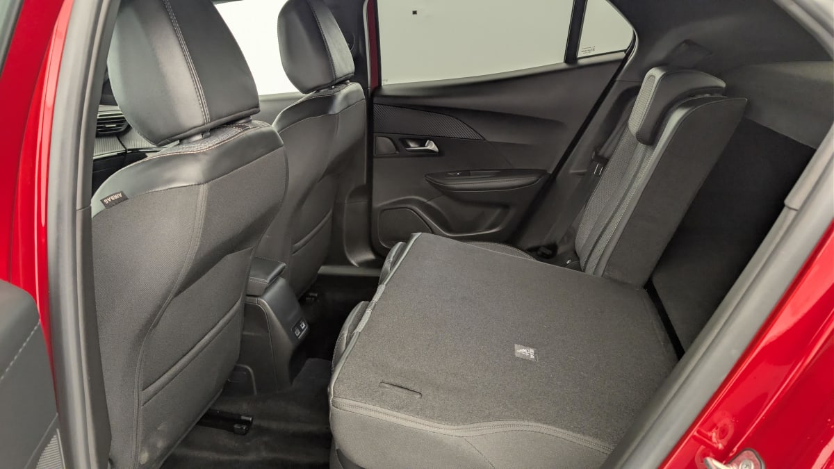 Peugeot 2008 - Image 12