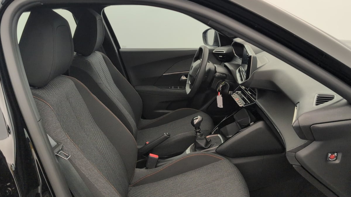 Peugeot 2008 - Image 9