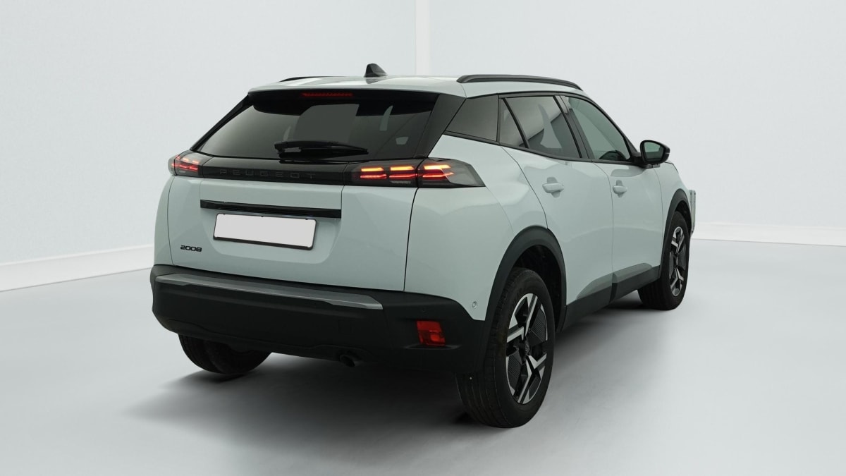 Peugeot 2008 - Image 7