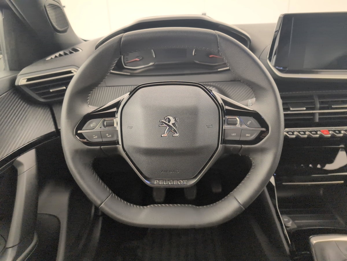 Peugeot 2008 - Image 14