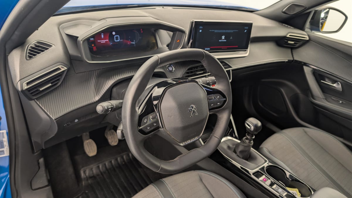 Peugeot 2008 - Image 15