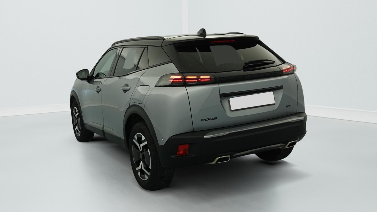 PEUGEOT 2008 PURETECH 130 EAT8 GT