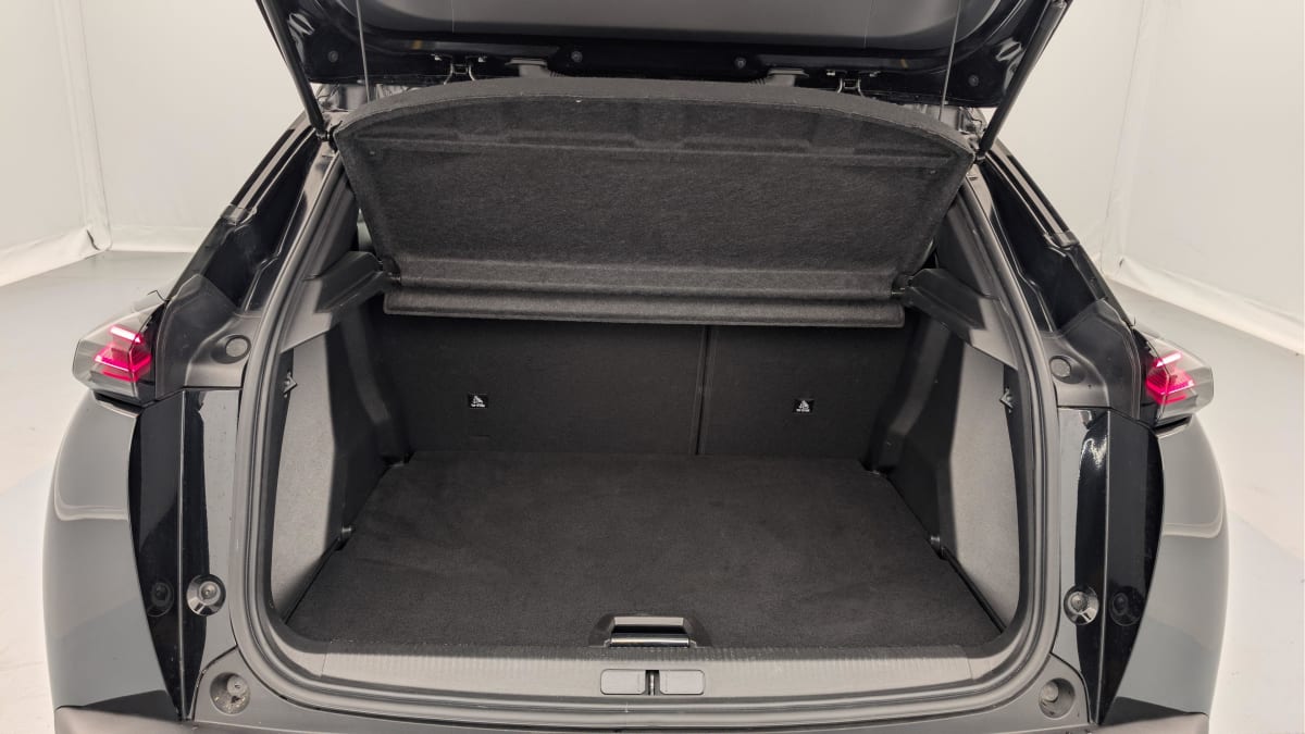 Peugeot 2008 - Image 11