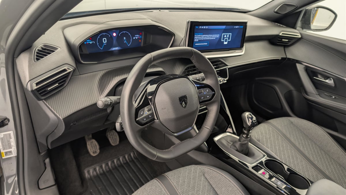 Peugeot 2008 - Image 15