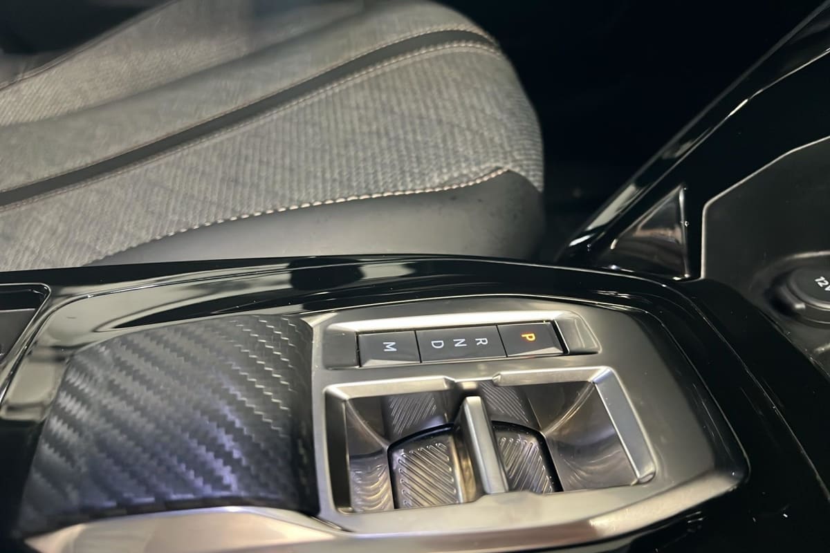 Peugeot 2008 - Image 16