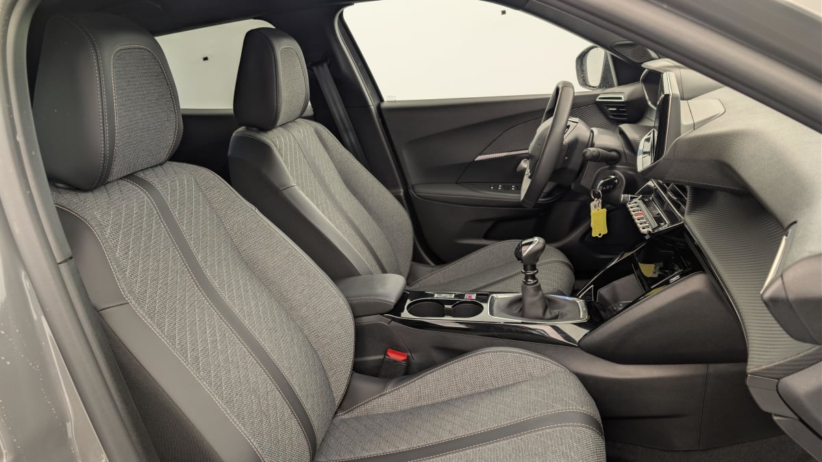 Peugeot 2008 - Image 9