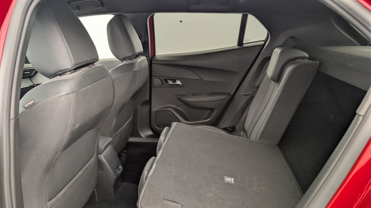 Peugeot 2008 - Image 12