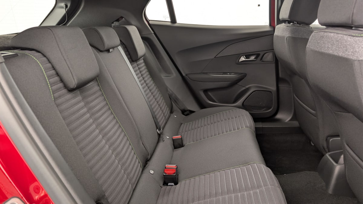 PEUGEOT 2008 PURETECH 100 ACTIVE