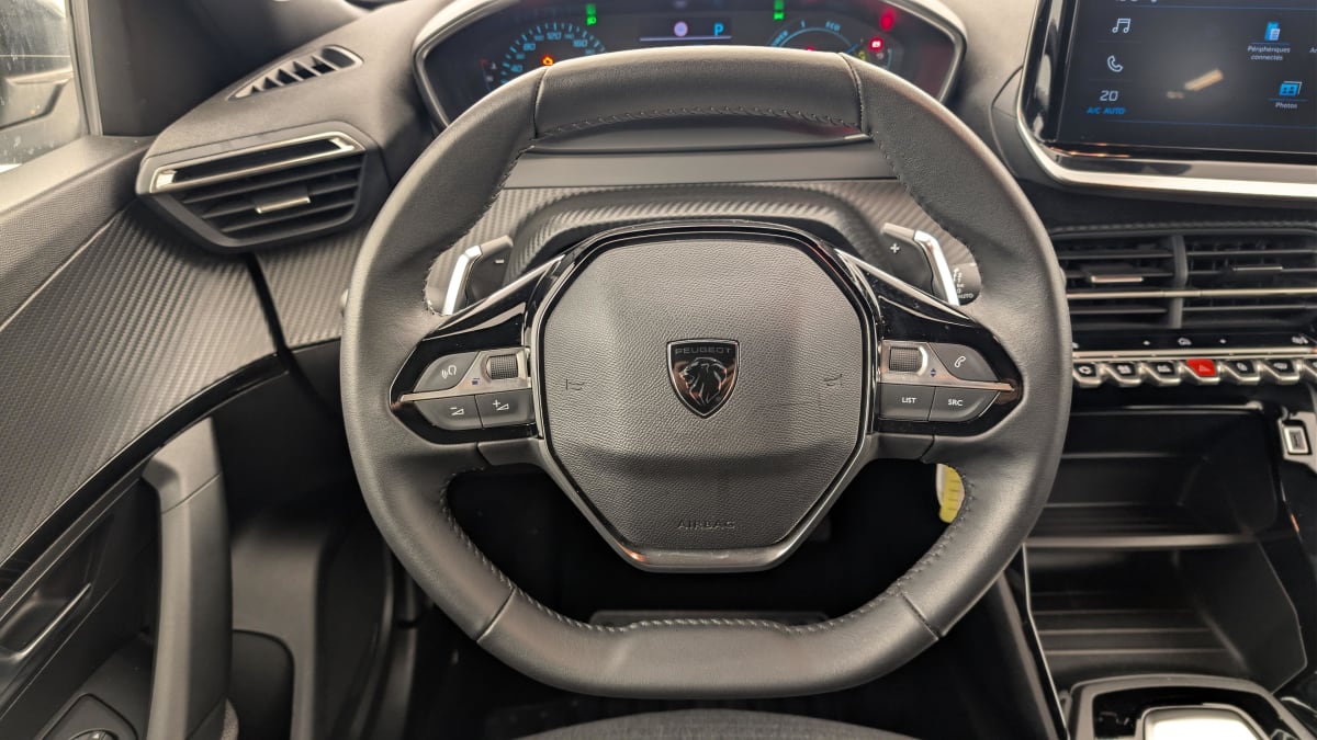 Peugeot 2008 - Image 14