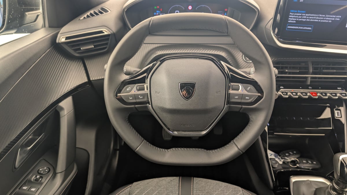 Peugeot 2008 - Image 14