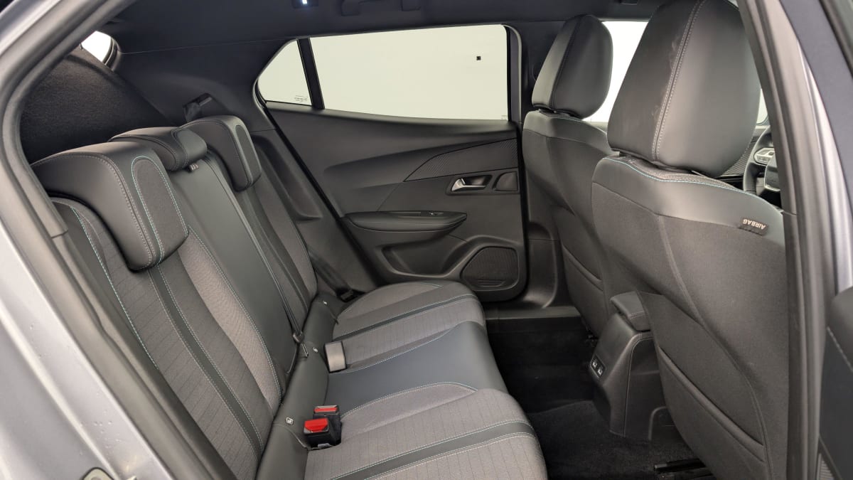 PEUGEOT 2008 PURETECH 130 ALLURE PACK