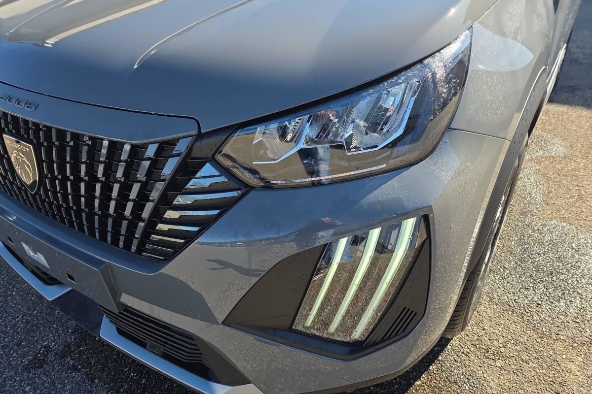 Peugeot 2008 - Image 25