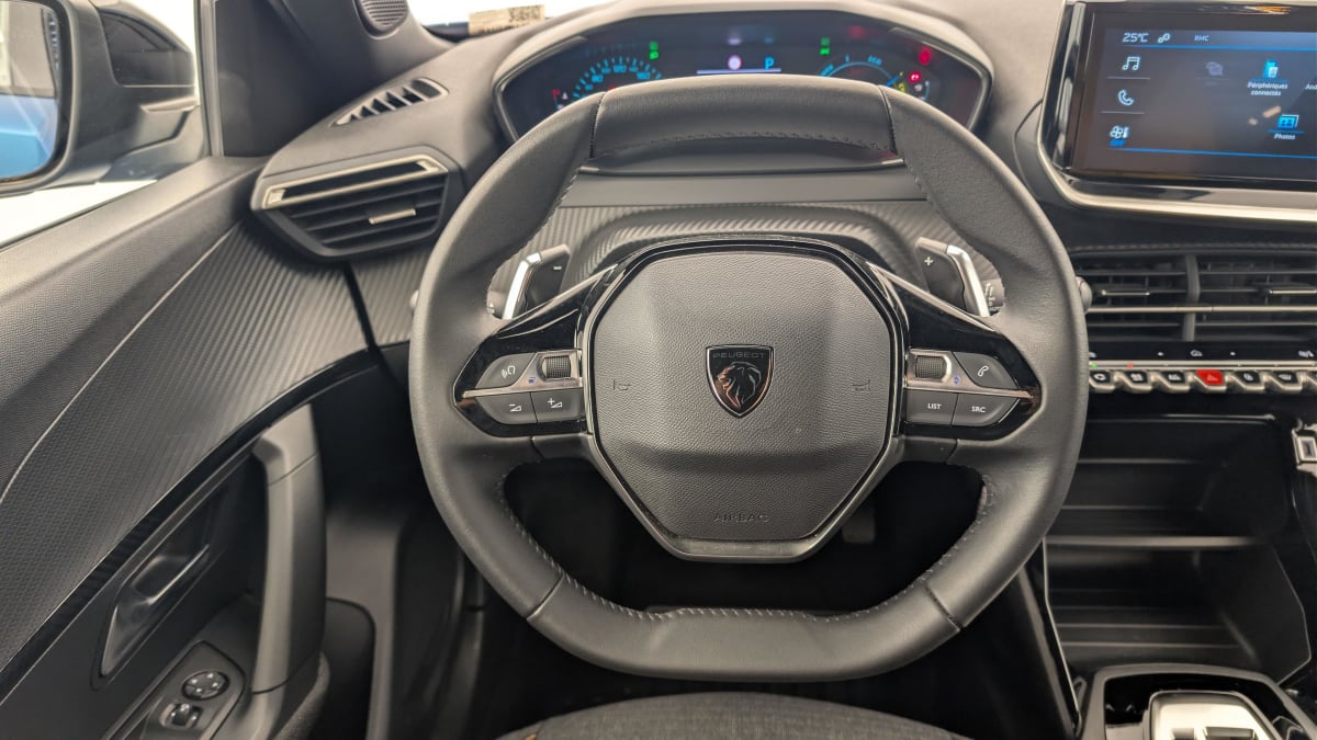 Peugeot 2008 - Image 14