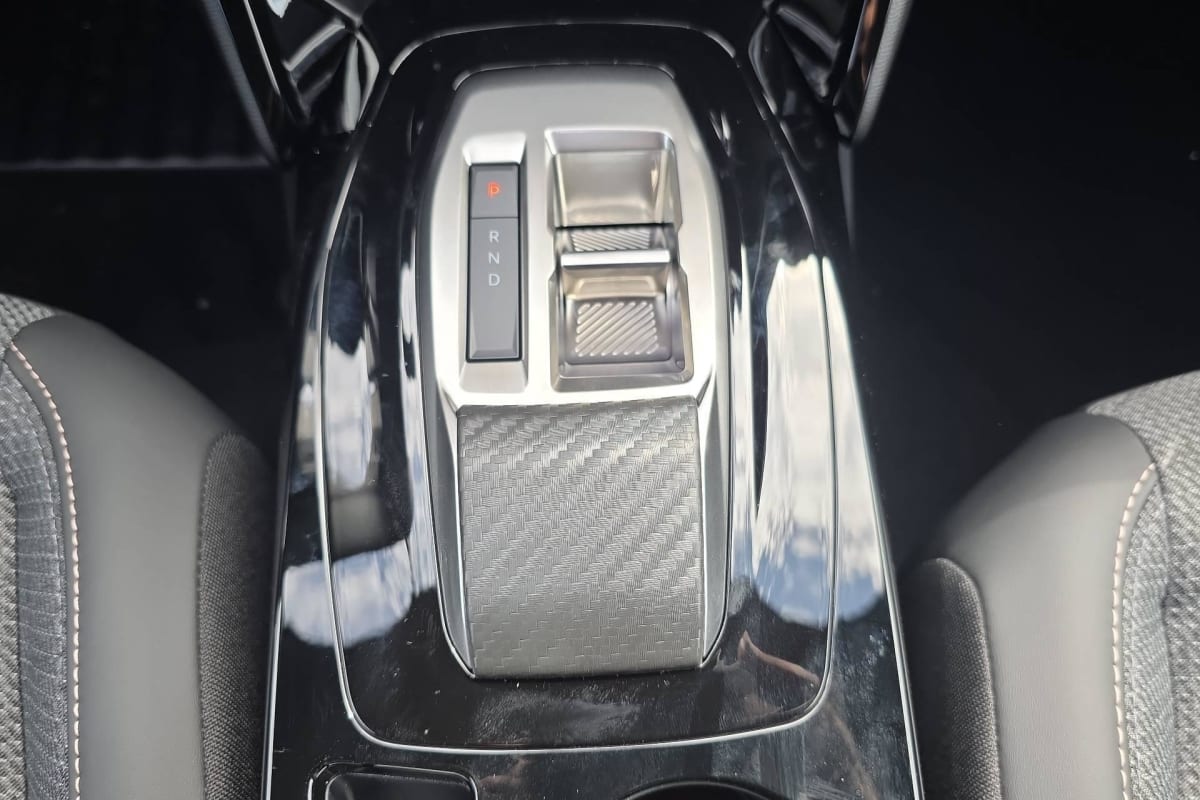 Peugeot 2008 - Image 20