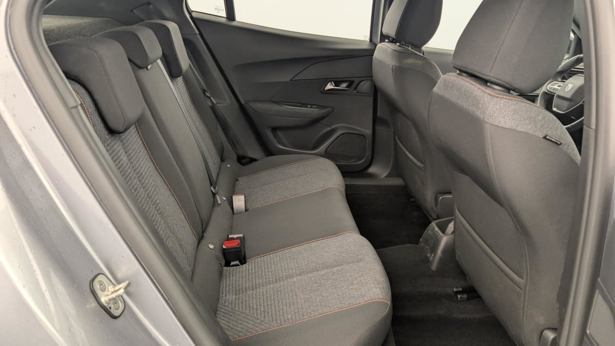 Peugeot 2008 - Image 10