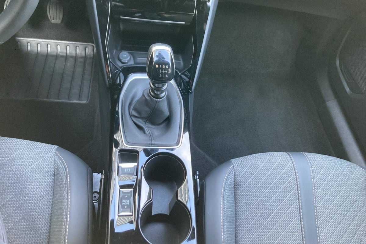 Peugeot 2008 - Image 17