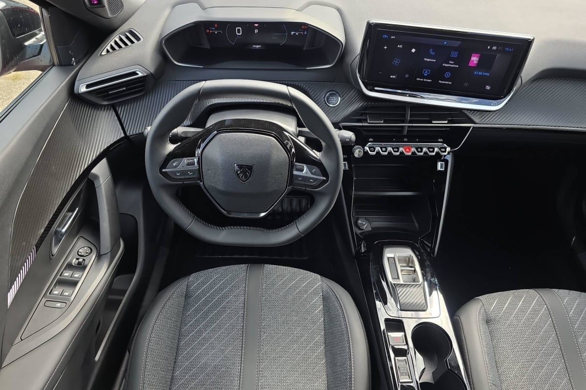Peugeot 2008 - Image 17