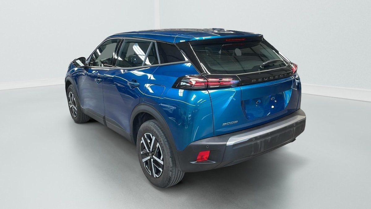 PEUGEOT 2008 — photo 5