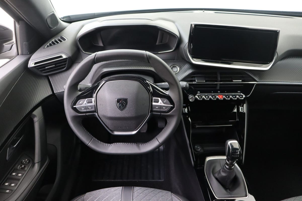 Peugeot 2008 - Image 12