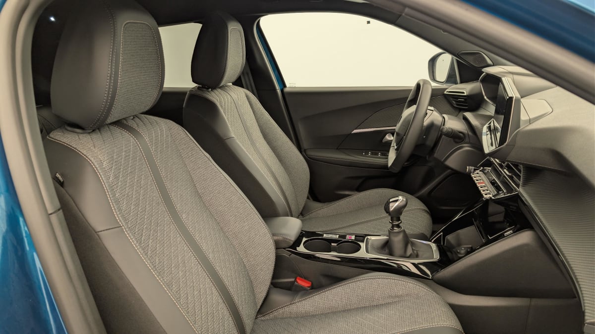 Peugeot 2008 - Image 9