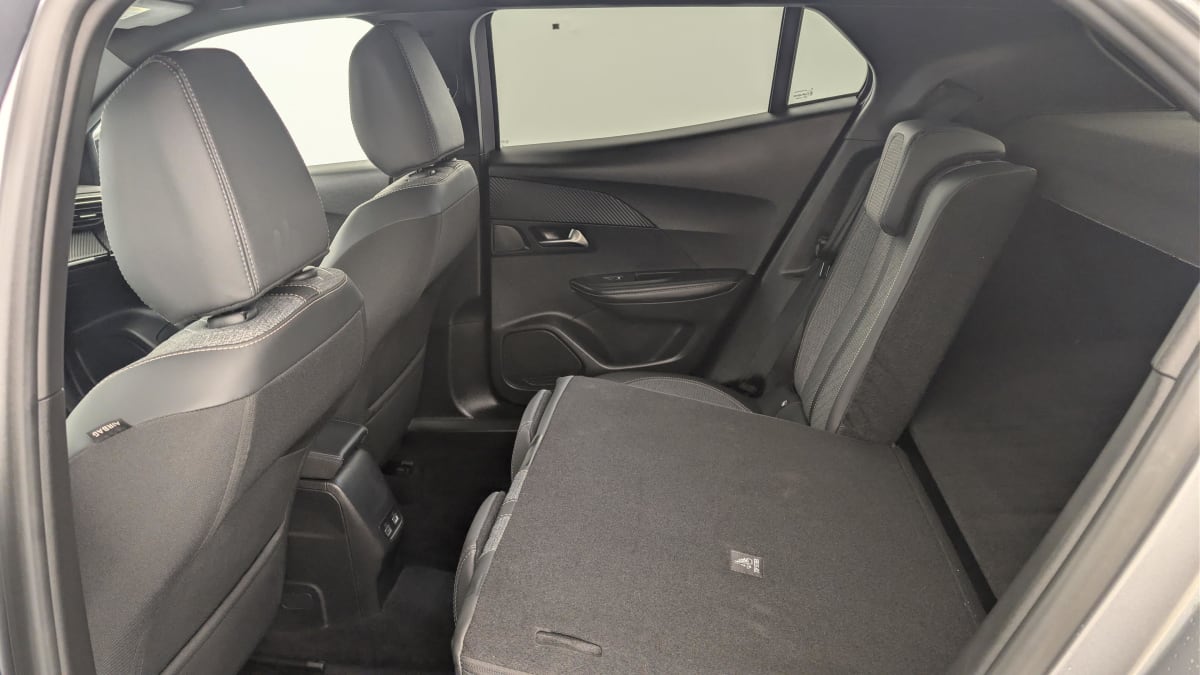 Peugeot 2008 - Image 12