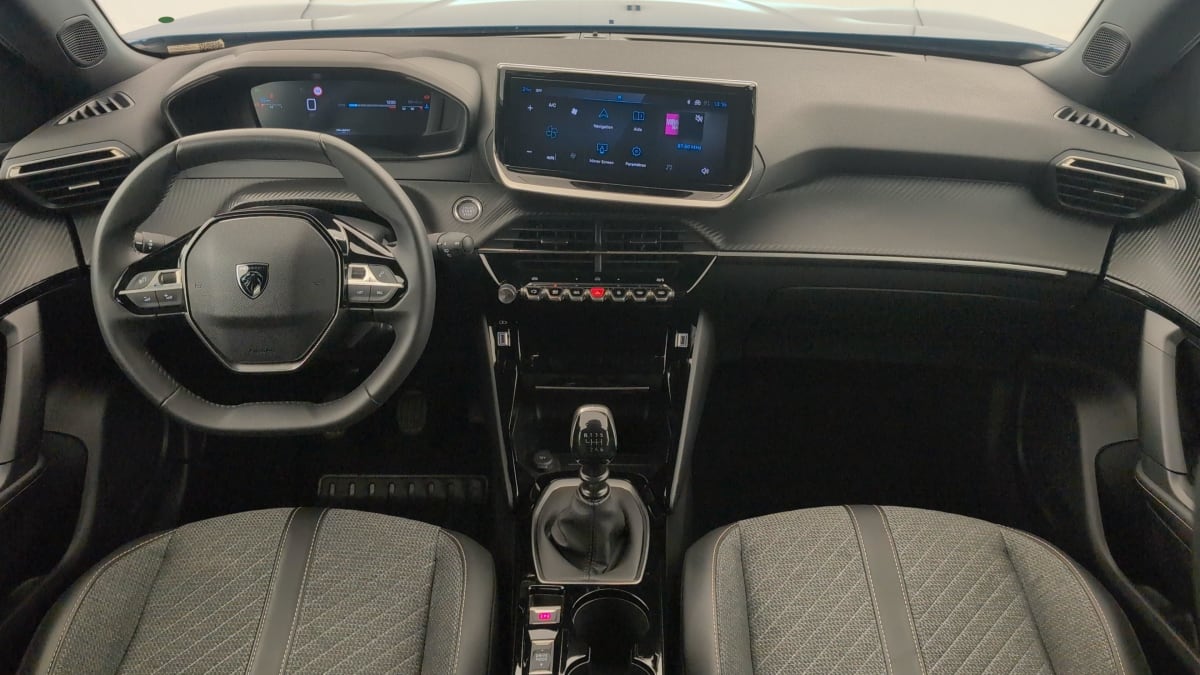 Peugeot 2008 - Image 13