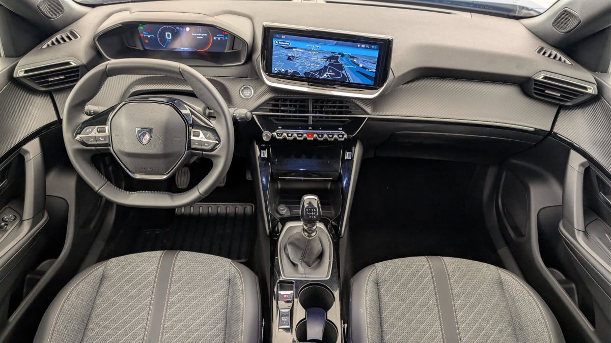 Peugeot 2008 - Image 13