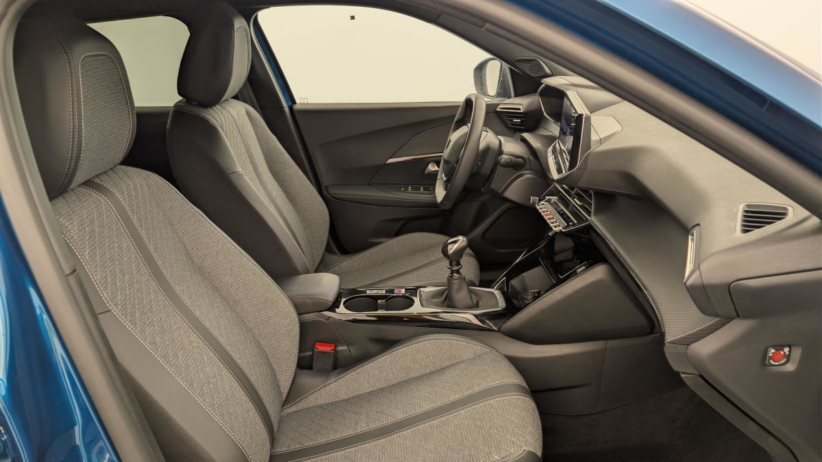 Peugeot 2008 - Image 9