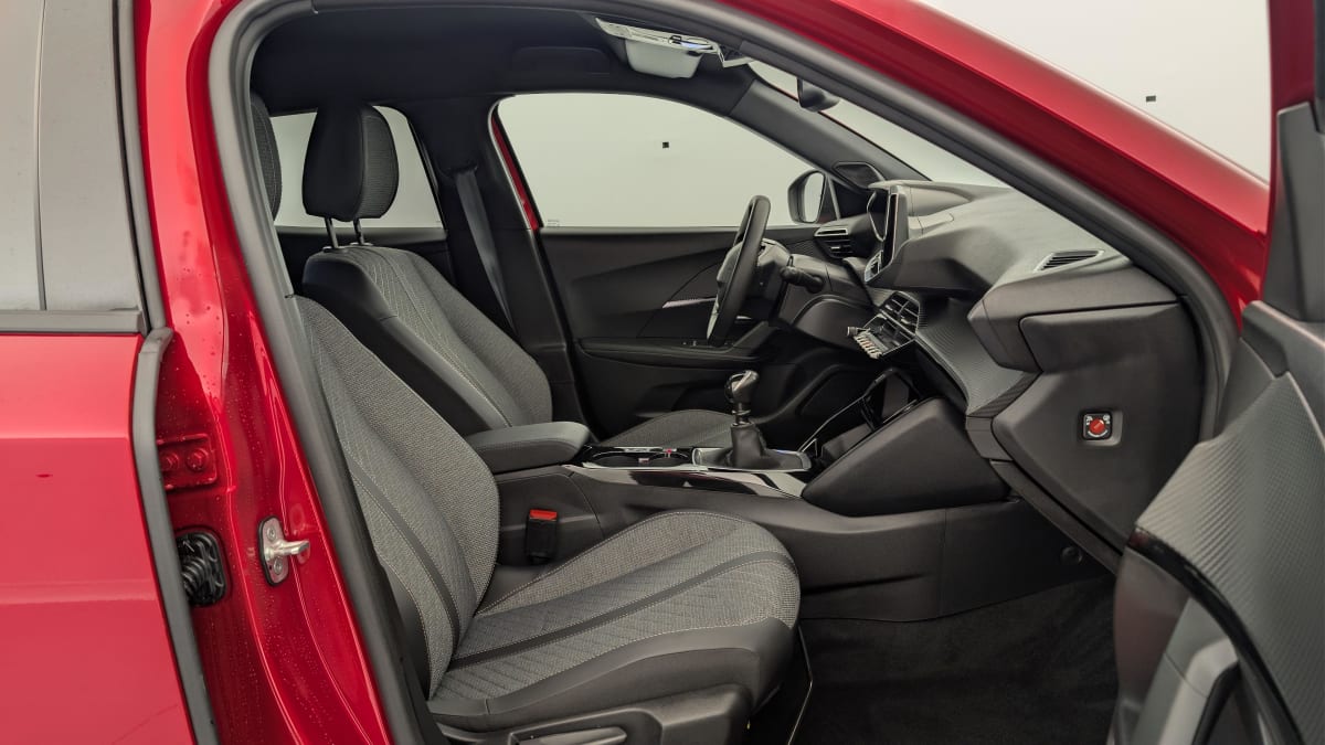 Peugeot 2008 - Image 9