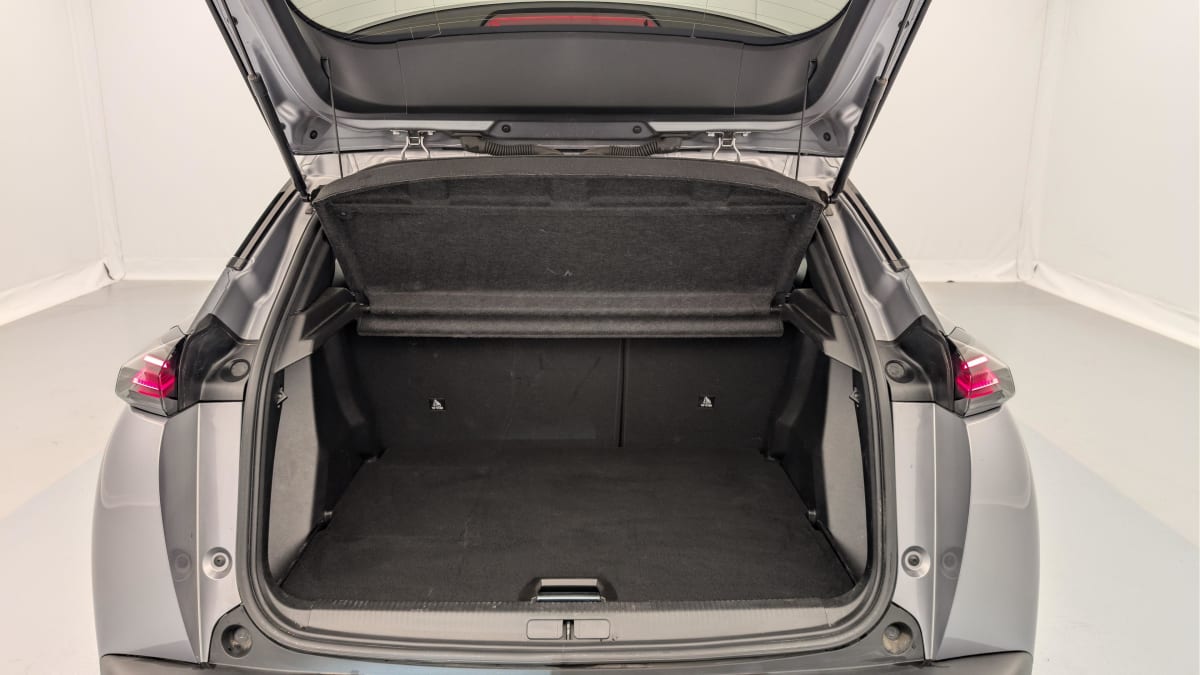 Peugeot 2008 - Image 11