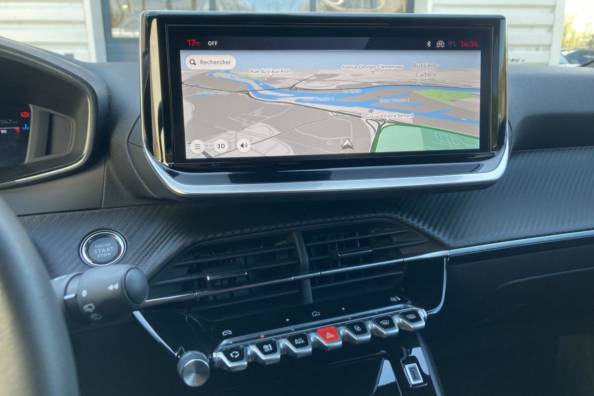 Peugeot 2008 - Image 19