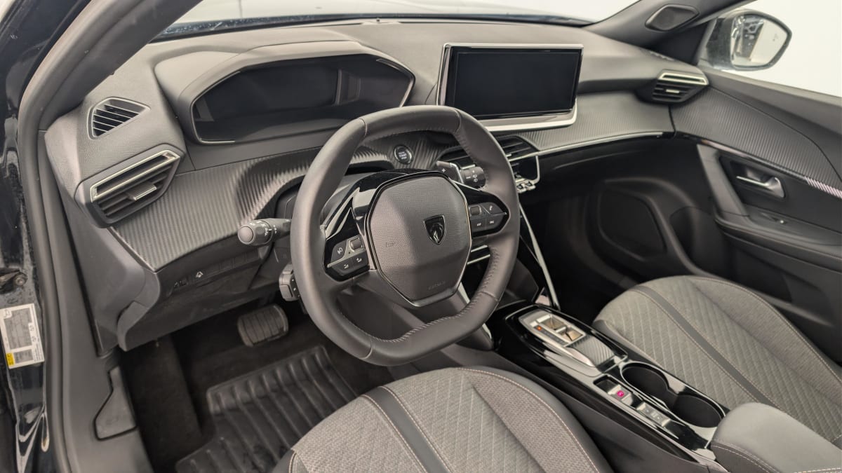 Peugeot 2008 - Image 15