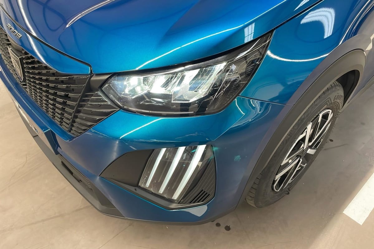 Peugeot 2008 - Image 19