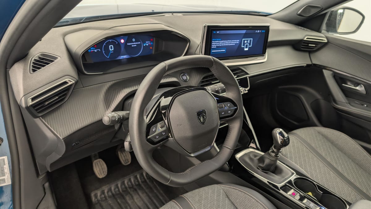 Peugeot 2008 - Image 15