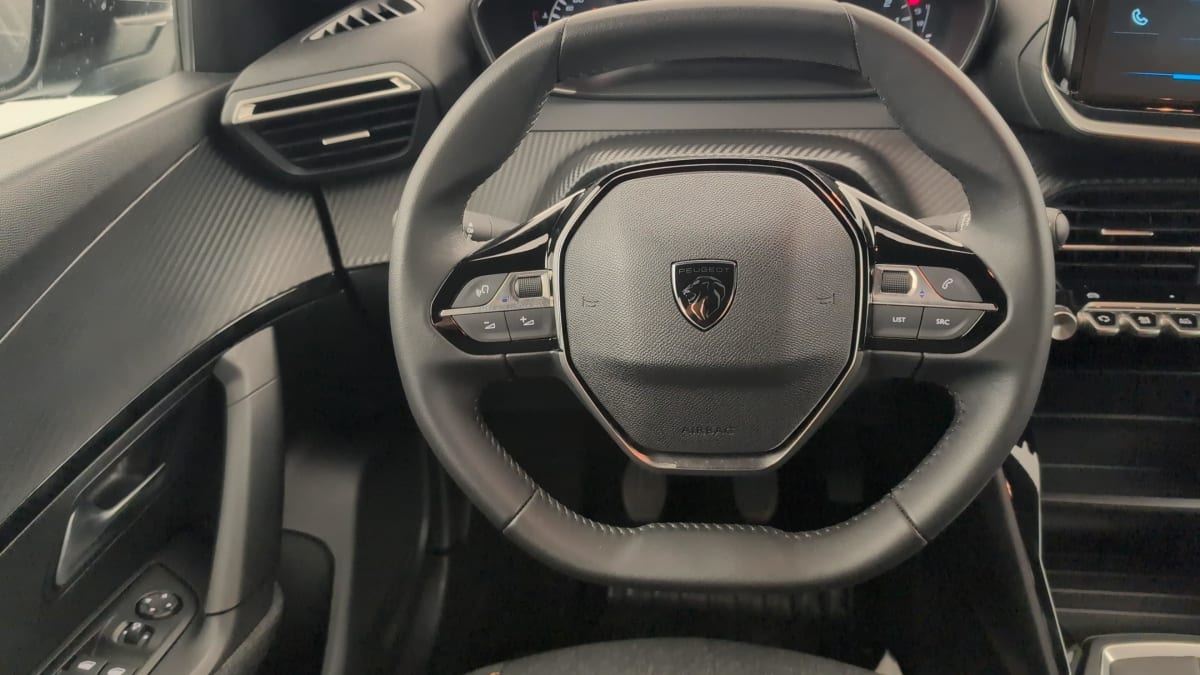 Peugeot 2008 - Image 14