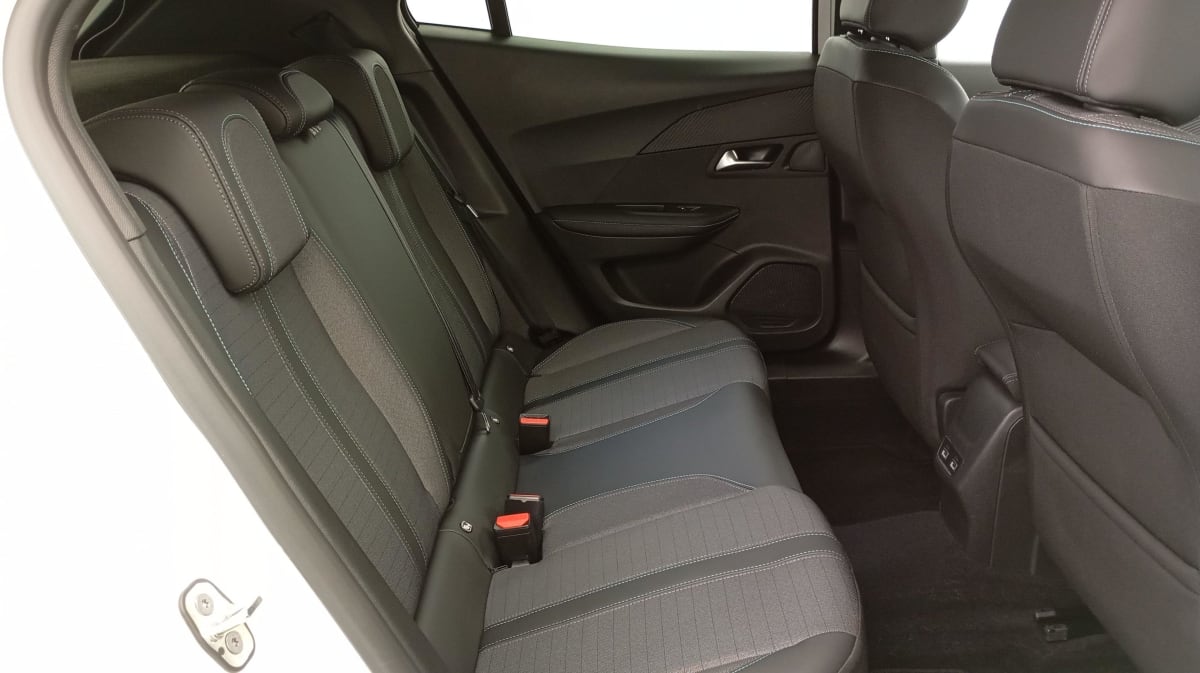 PEUGEOT 2008 PURETECH 100 ALLURE PACK