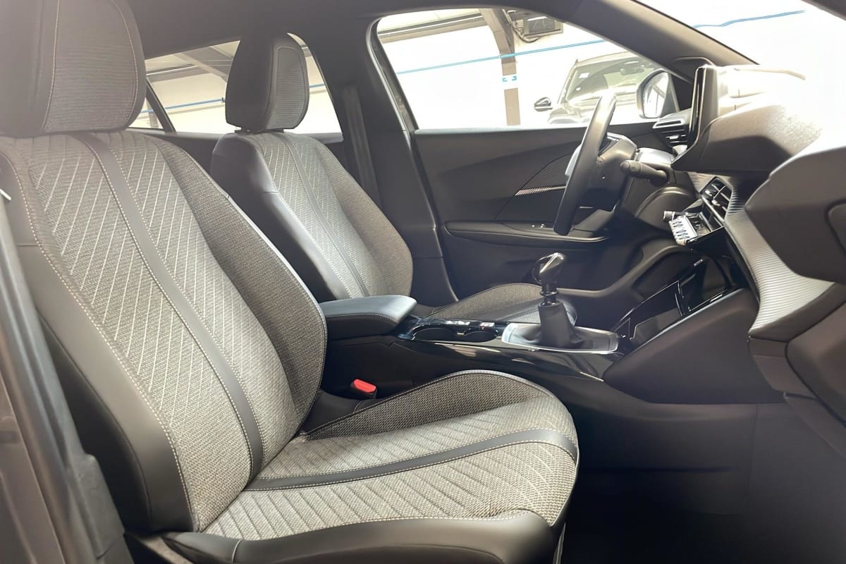 Peugeot 2008 - Image 24