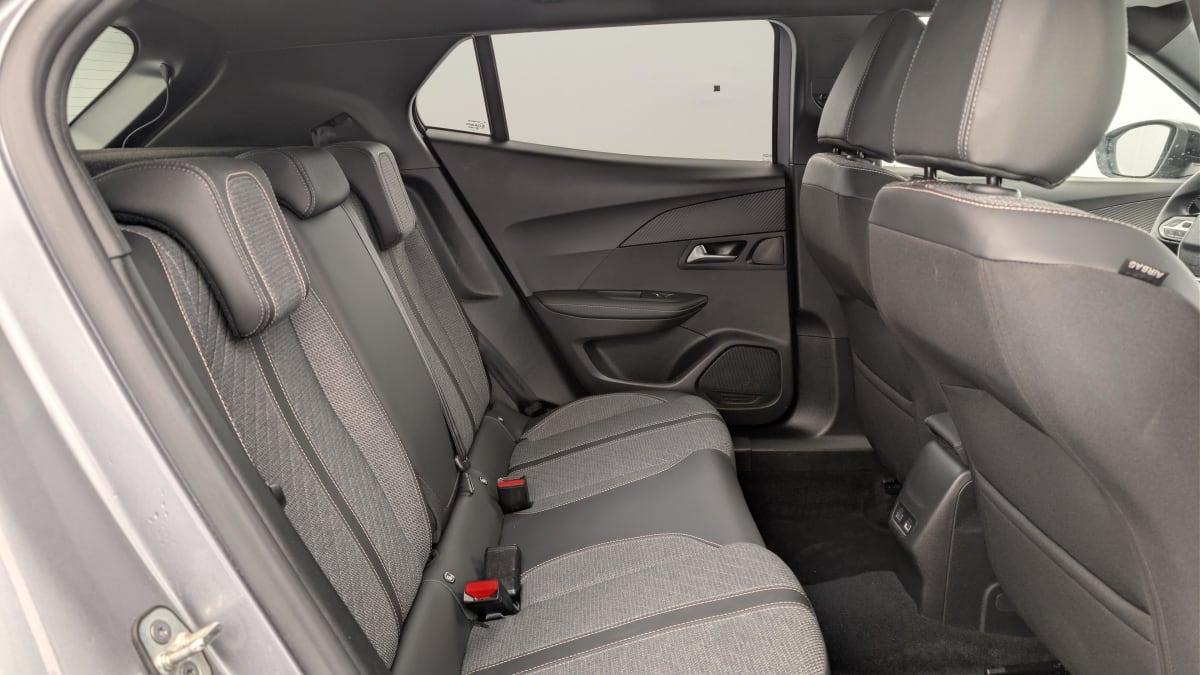 Peugeot 2008 - Image 10