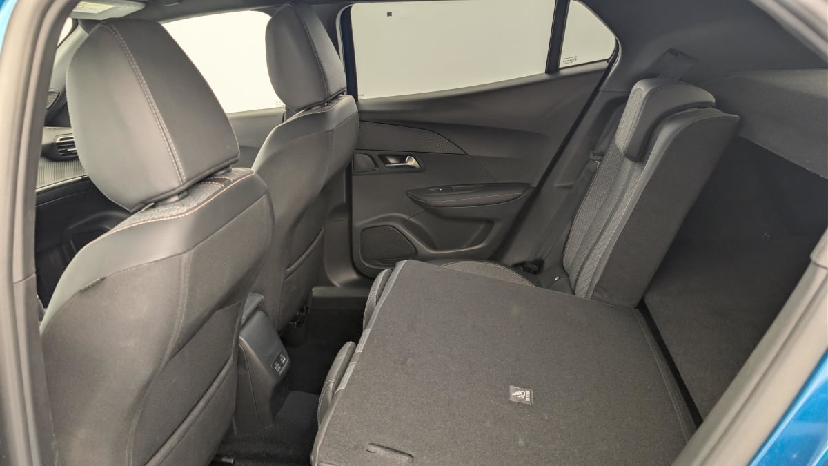 Peugeot 2008 - Image 12