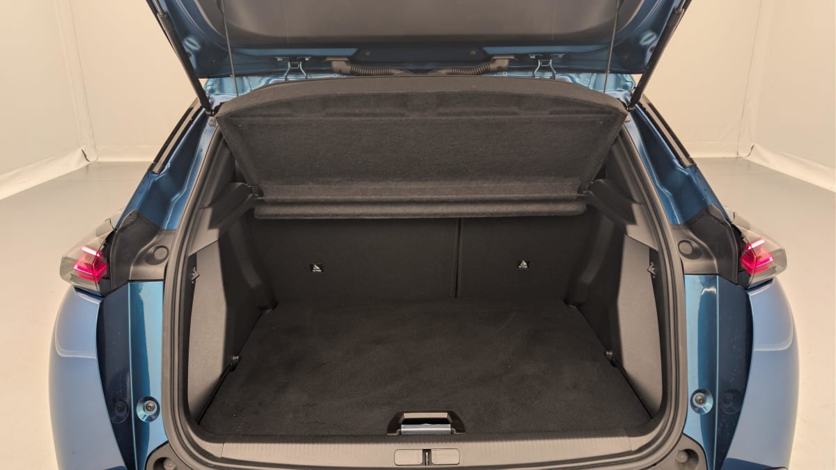 Peugeot 2008 - Image 11