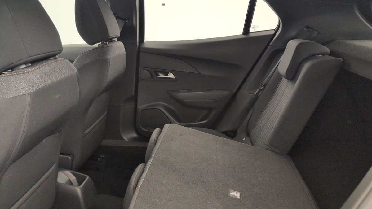 Peugeot 2008 - Image 12