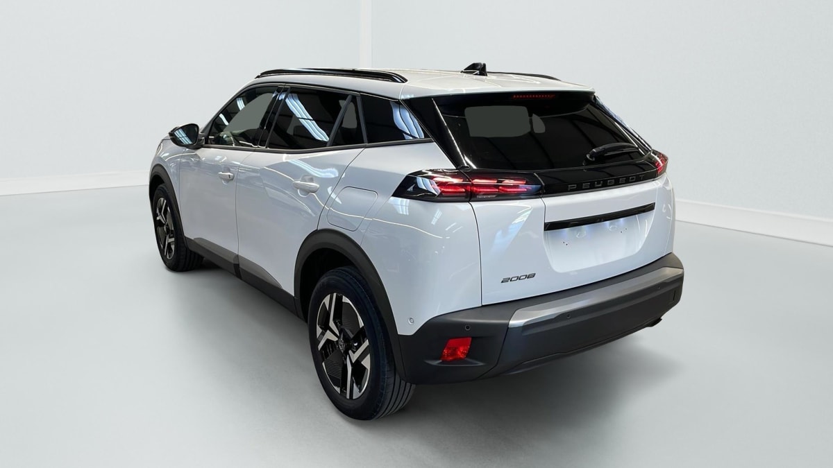 Peugeot 2008 - Image 5